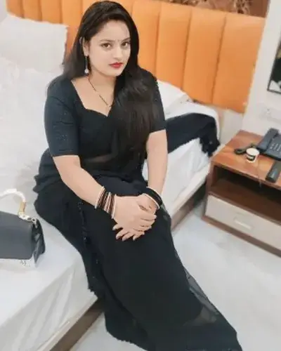 Escort Service Mungaoli